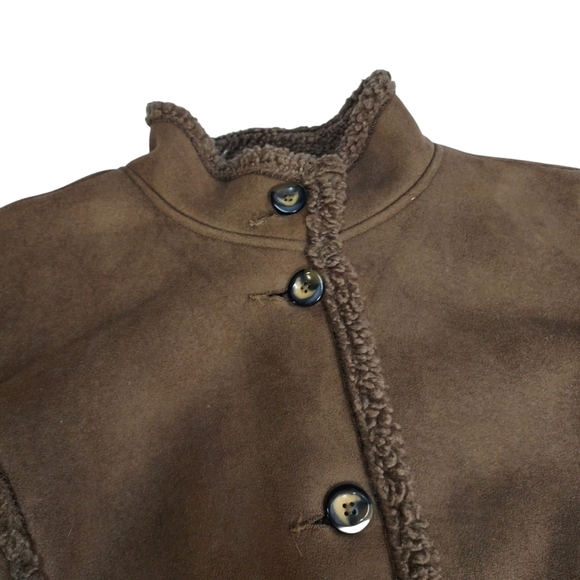L.L. Bean Women's Brown Faux Suede/Sherpa Button Coat Size Large - Picture 9 of 12